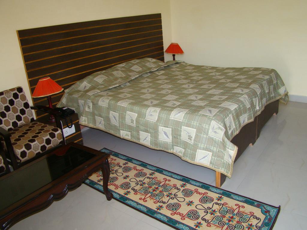 מנדי Munish Resorts חדר תמונה